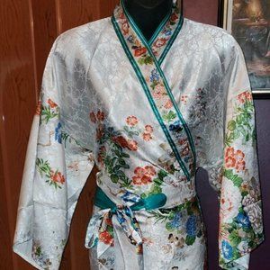 Vintage Floral Green Japan Kimono Robe